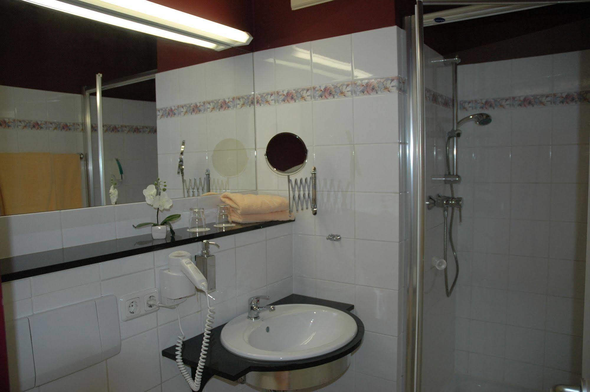 Alago Hotel Am See Cambs Dış mekan fotoğraf