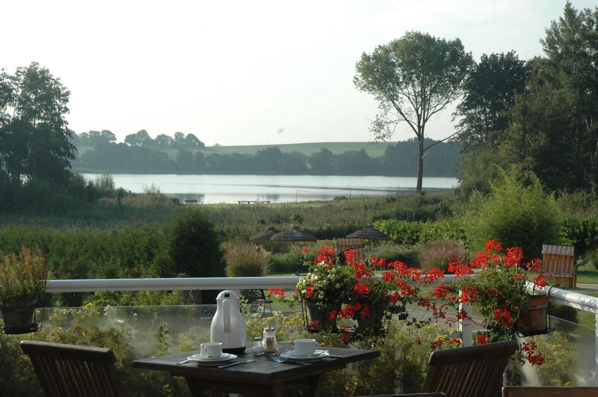 Alago Hotel Am See Cambs Dış mekan fotoğraf